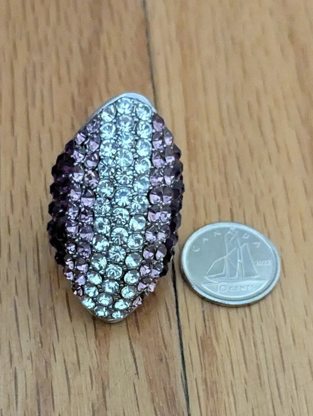 Statement Ring - Picture 1 of 4